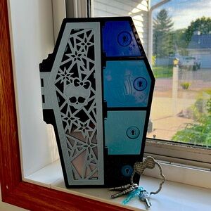 Monster High Skulltimate Secrets Fearidescent Series Frankie Stein-LOCKER ONLY